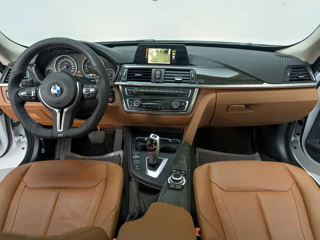 BMW 3 Series GT 2016 — фото 11
