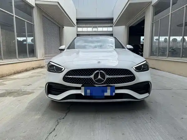 Mercedes-Benz C-Class 2023