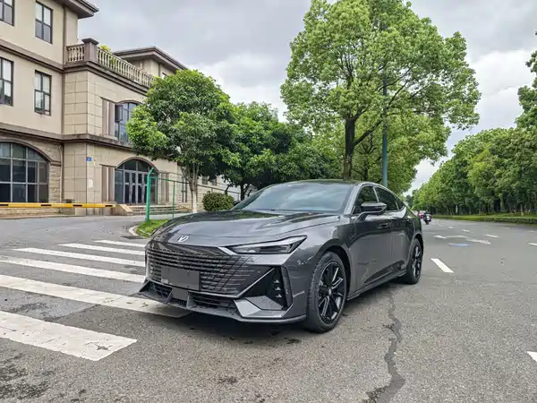 Changan UNI-V 2022