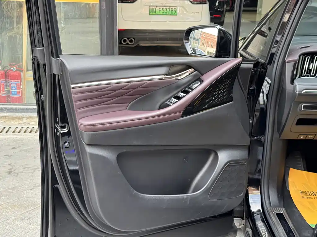 GAC Trumpchi M8 2023 — фото 16