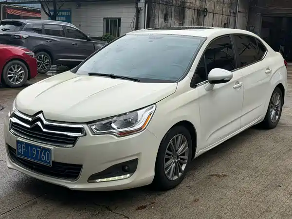 Citroën C4L 2014