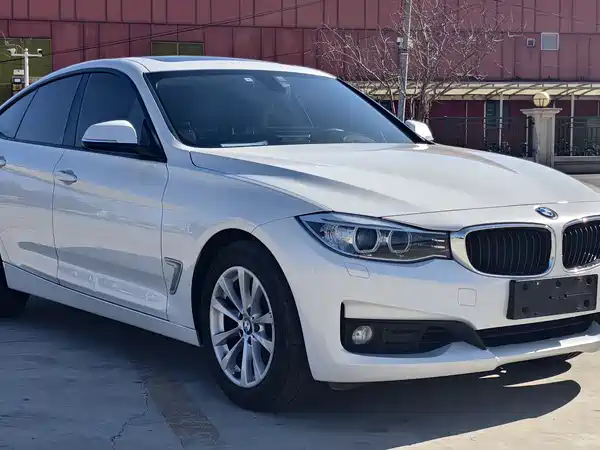 BMW 3 Series GT 2013