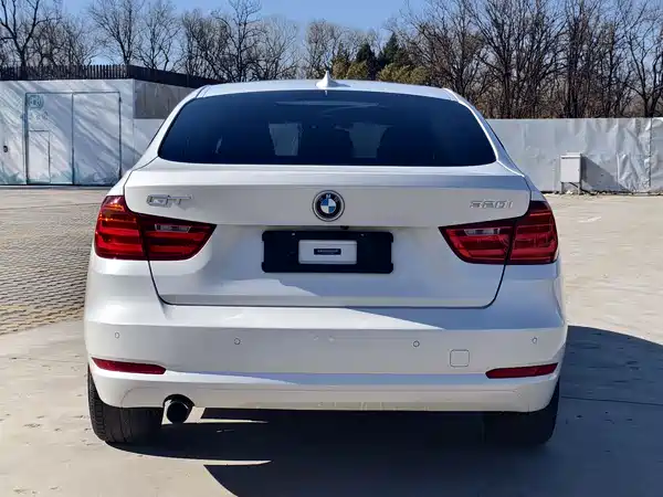 BMW 3 Series GT 2013