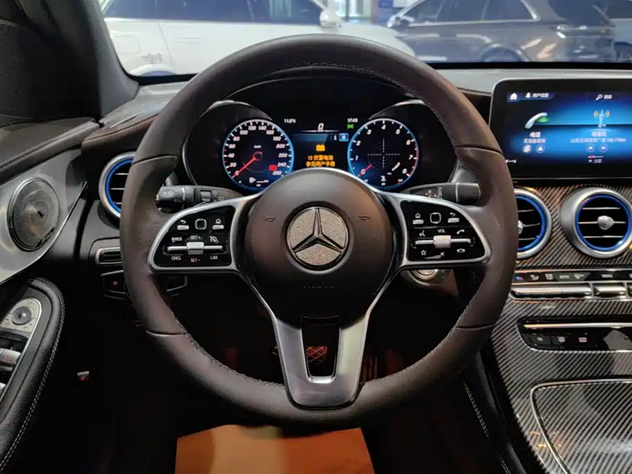Mercedes-Benz GLC 2021 — фото 15