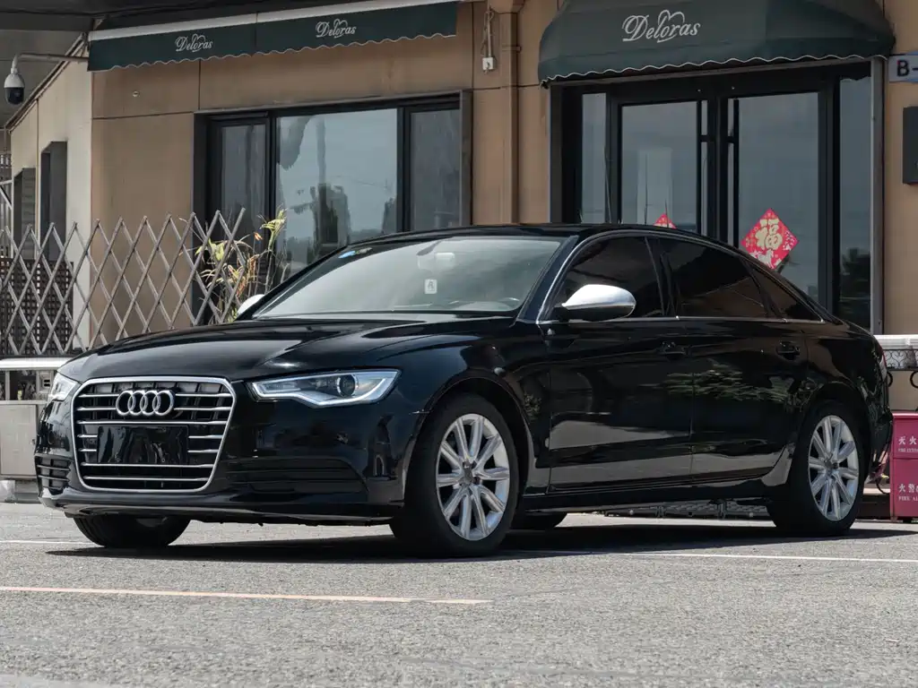 Audi A6L 2014 — фото 1