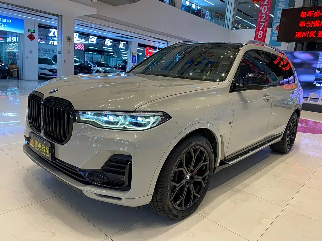 BMW X7 2019 — фото 1