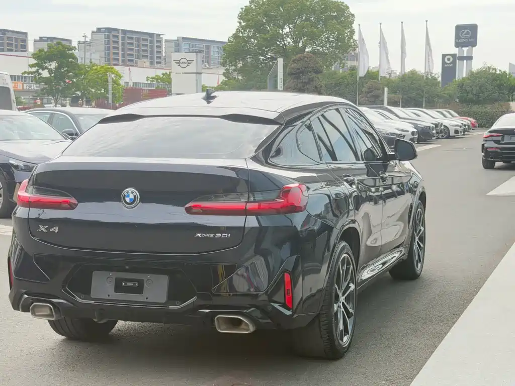 BMW X4 2024 — фото 11
