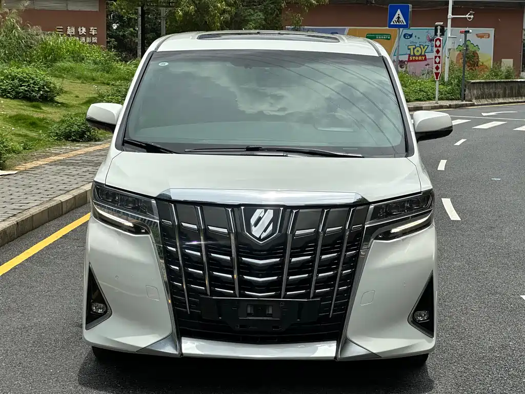 Toyota Alphard 2019 — фото 3