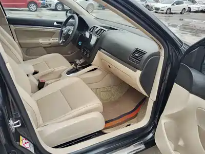 Volkswagen Sagitar 2011