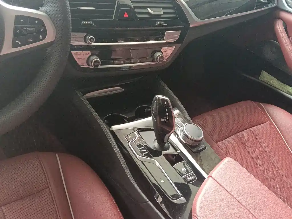BMW 5 Series 2022
