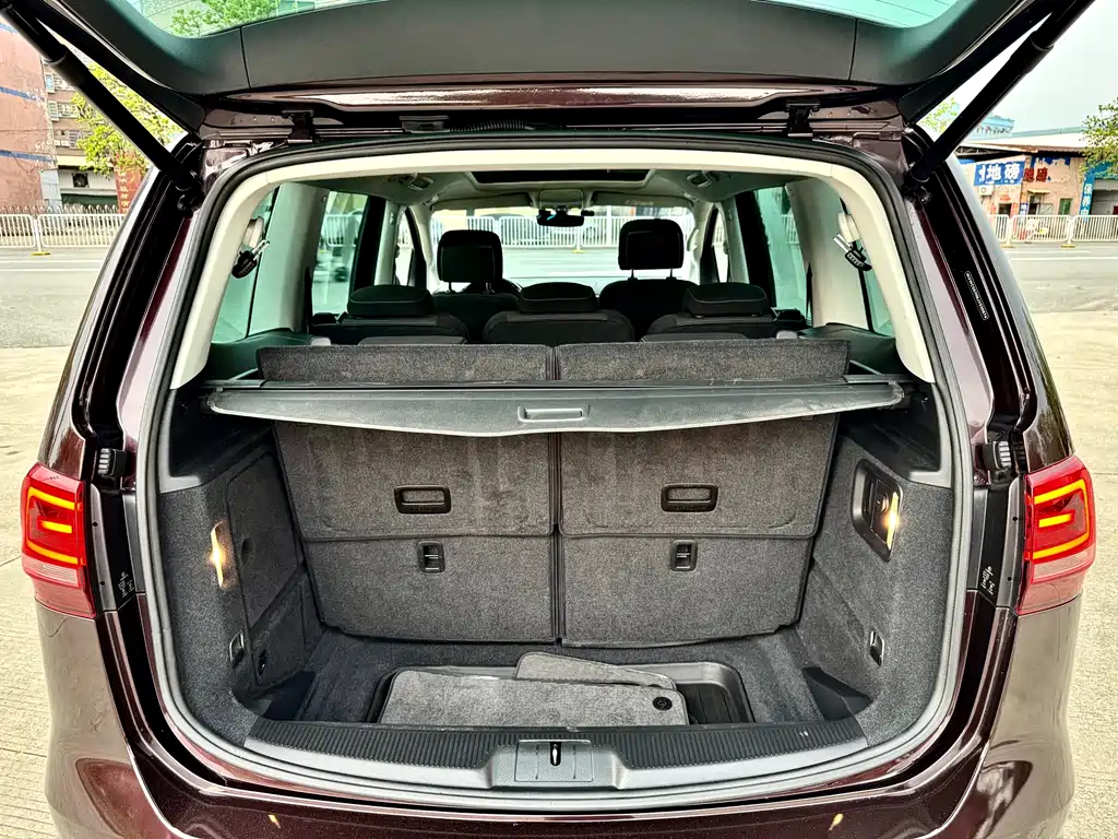 Volkswagen Sharan 2019 — фото 14