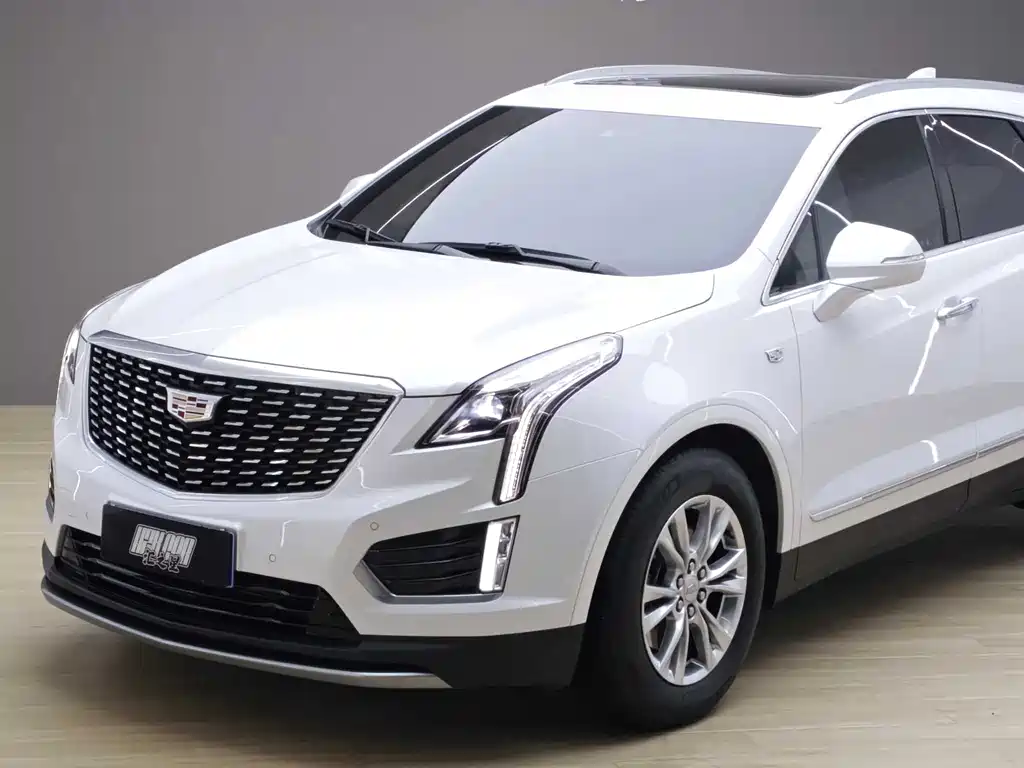 Cadillac XT5 2023 — фото 7