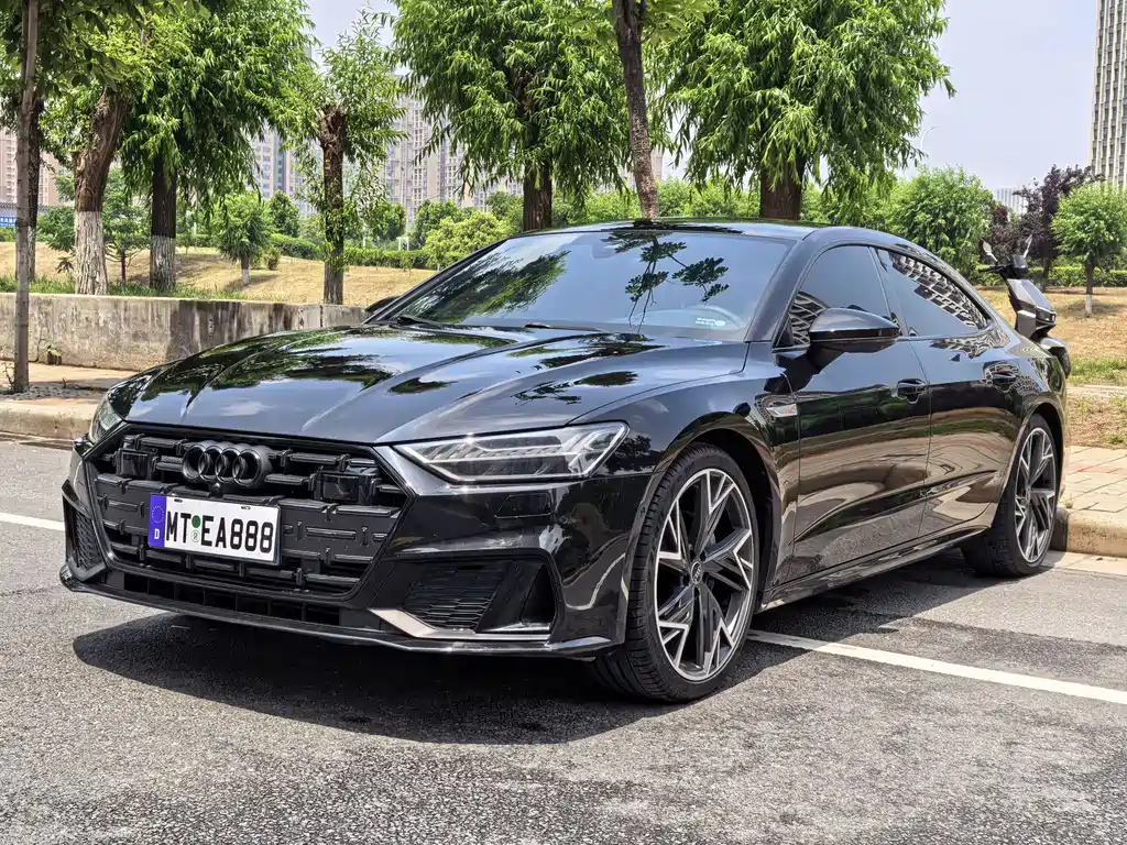 Audi A7L 2023 — фото 1