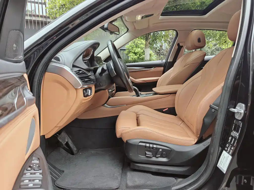 BMW X6 2017 — фото 15