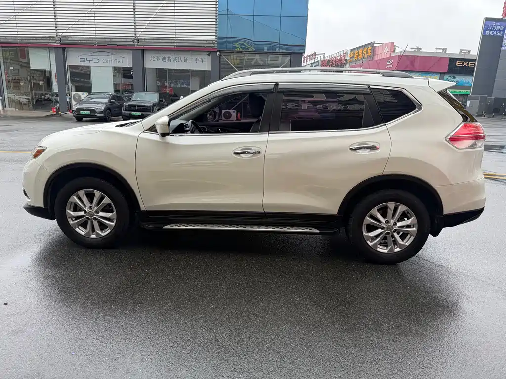 Nissan X-Trail 2015 — фото 7