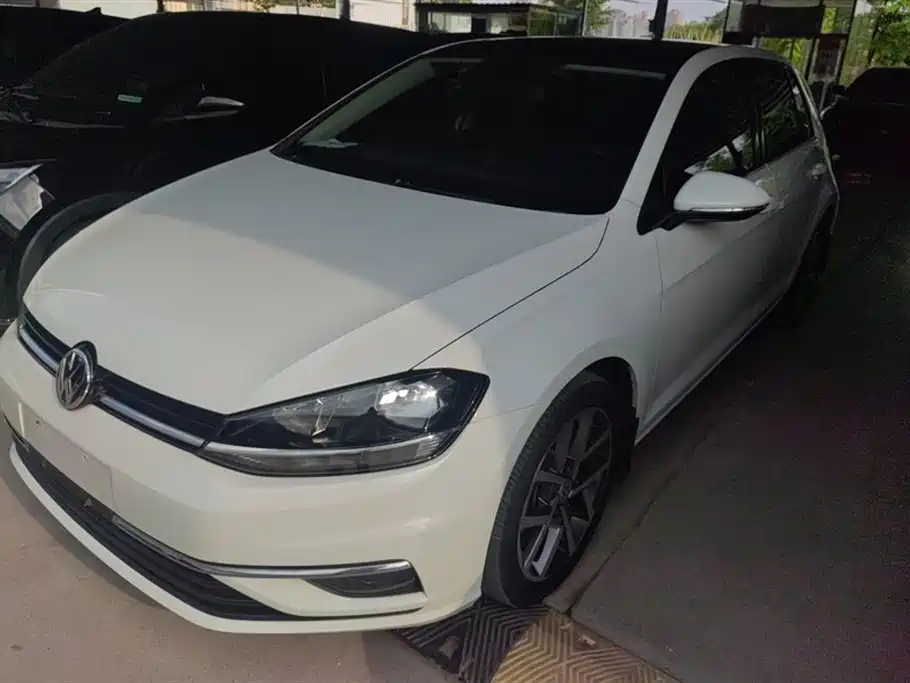 Volkswagen Golf 2020