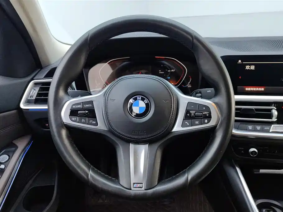 BMW 3 Series 2021 — фото 15
