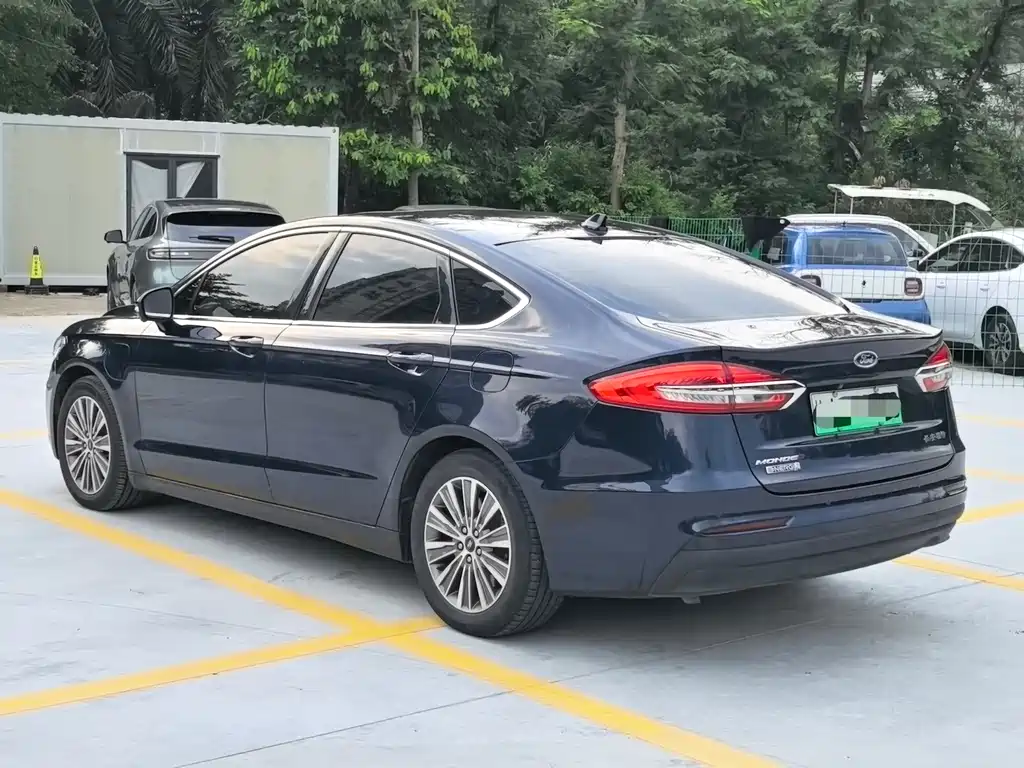 Ford Mondeo New Energy 2020 — фото 13