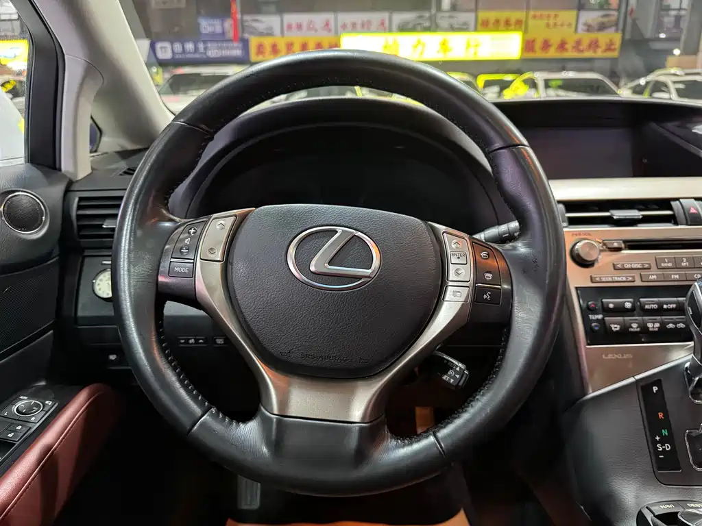 Lexus RX Classic 2015 — фото 14