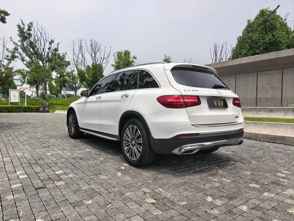 Mercedes-Benz GLC 2016