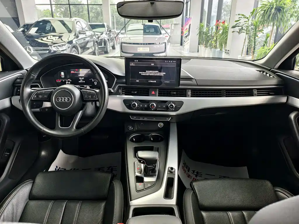 Audi A4L 2022 — фото 10