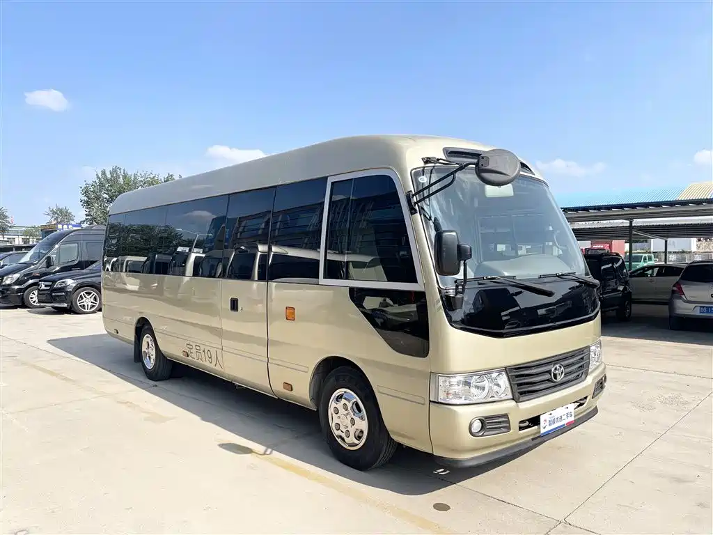 Toyota Coaster 2018 — фото 17