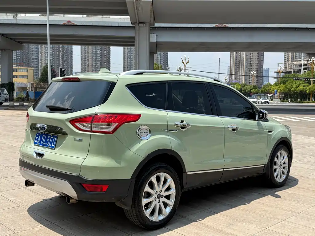 Ford Kuga 2014 — фото 4
