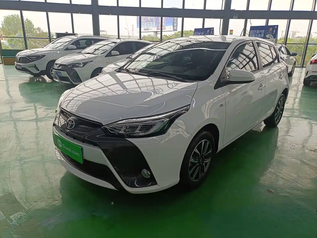 Toyota Yaris L 2019 — фото 2