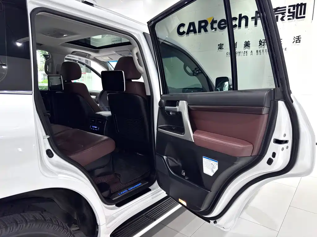 Toyota Land Cruiser 2019 — фото 44