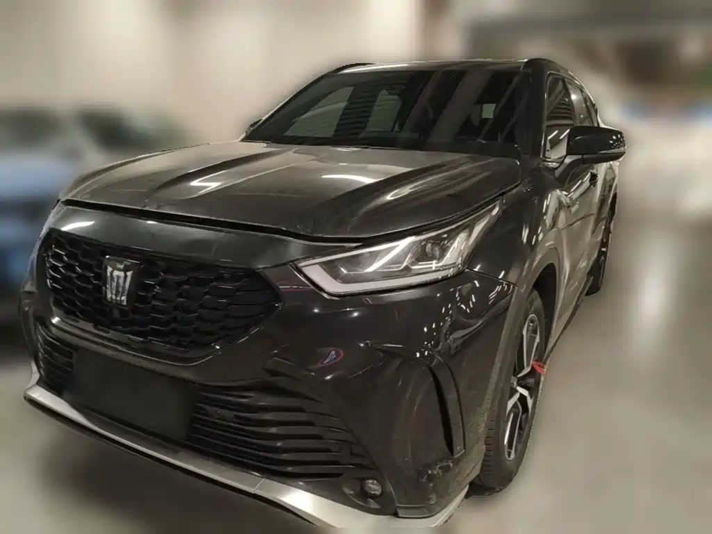 Toyota Crown Kluger 2024