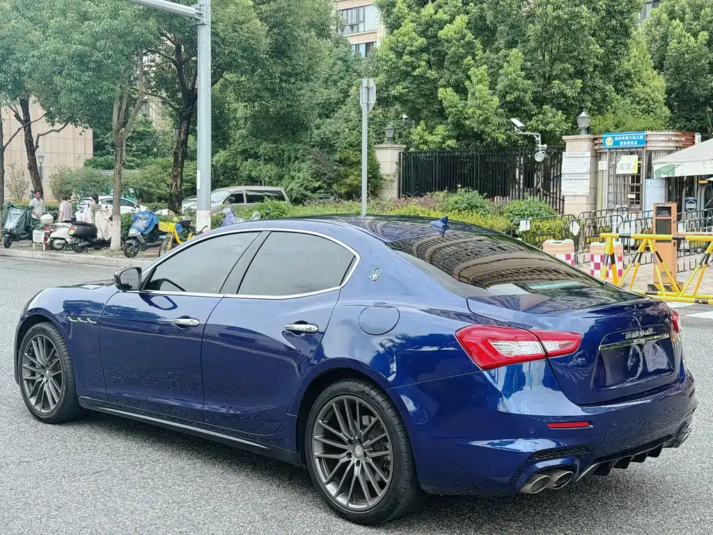 Maserati Ghibli 2018 — фото 5