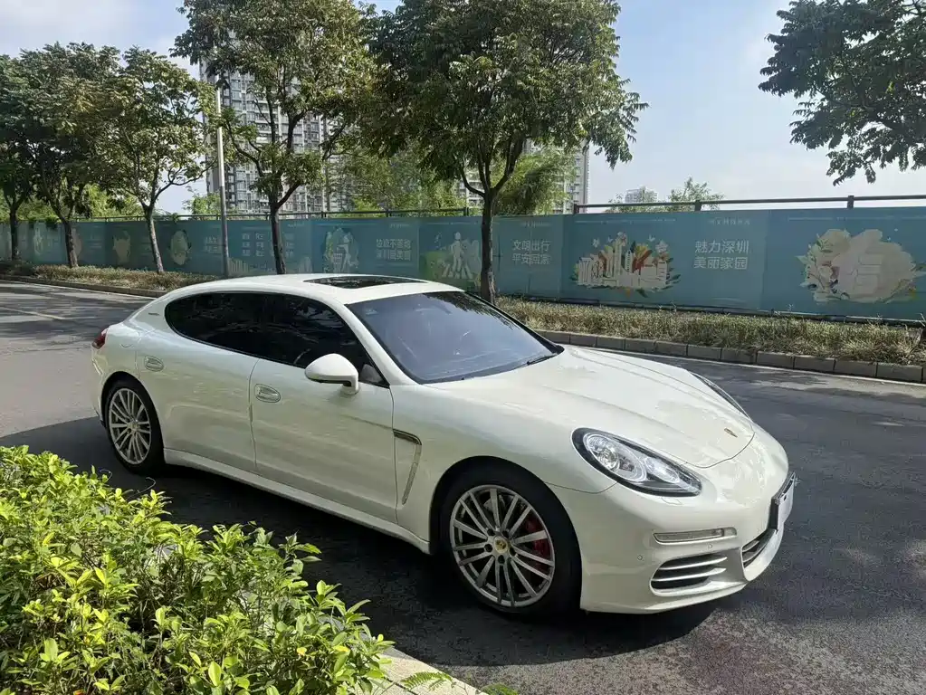 Porsche Panamera 2014 — фото 15