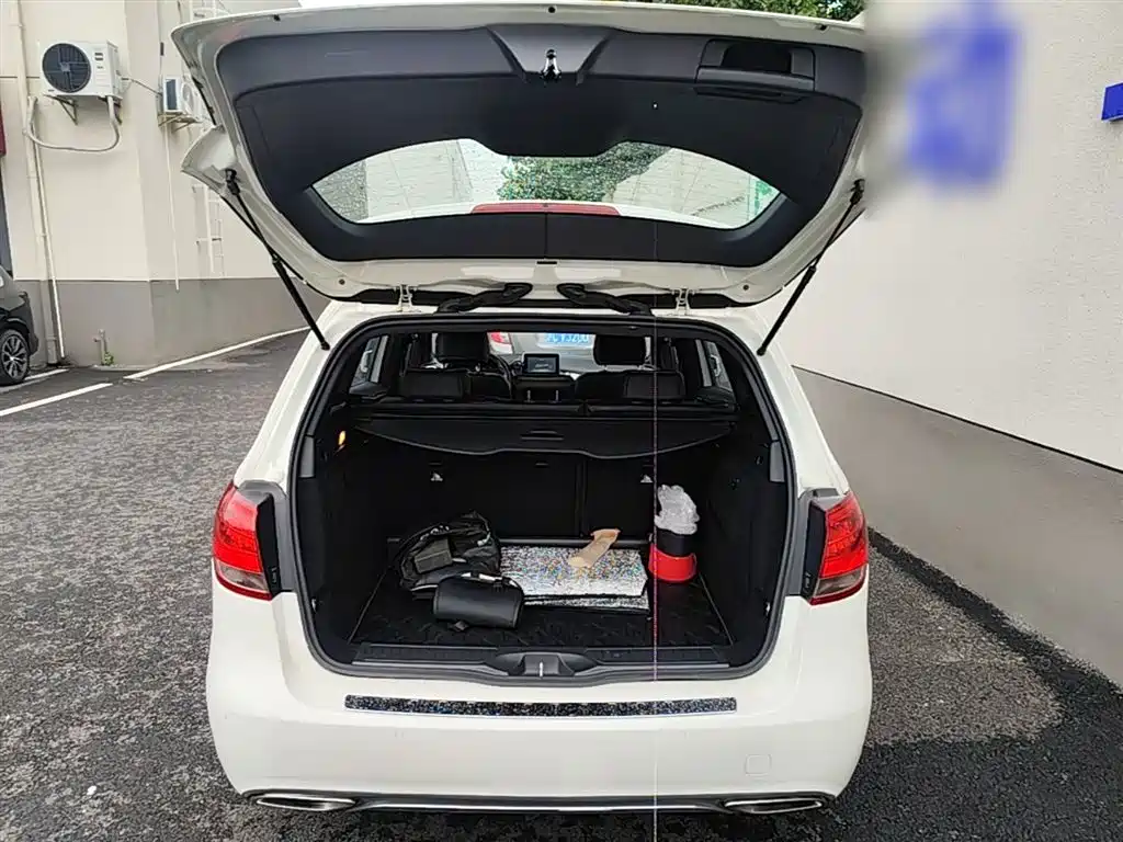 Mercedes-Benz B-Class 2015 — фото 19