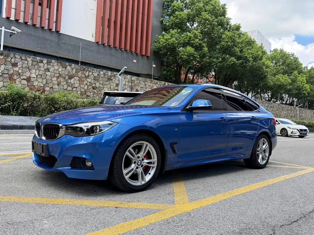 BMW 3 Series GT 2017 — фото 1