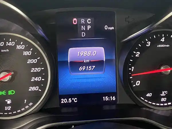 Mercedes-Benz V-Class 2022