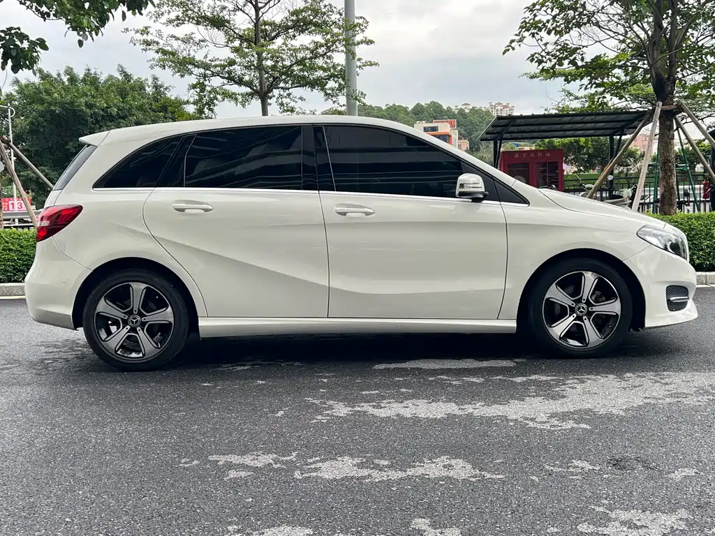 Mercedes-Benz B-Class 2018 — фото 7
