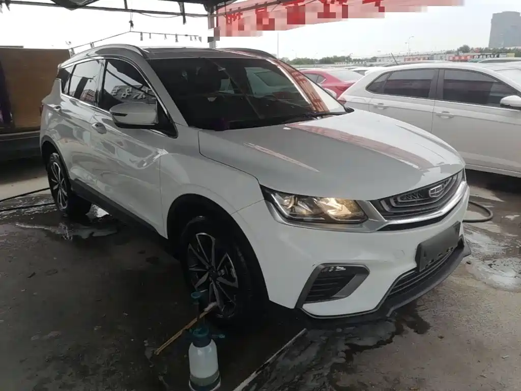 Geely Binyue 2021