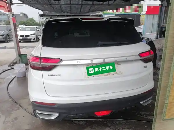 Geely Binyue 2021