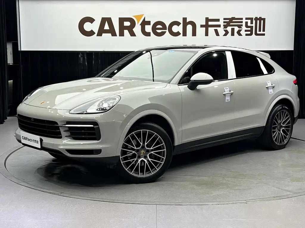 Porsche Cayenne 2022 — фото 1