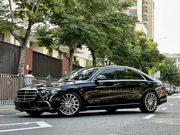 Mercedes-Benz S-Class 2021