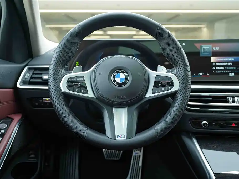 BMW 3 Series 2023 — фото 18