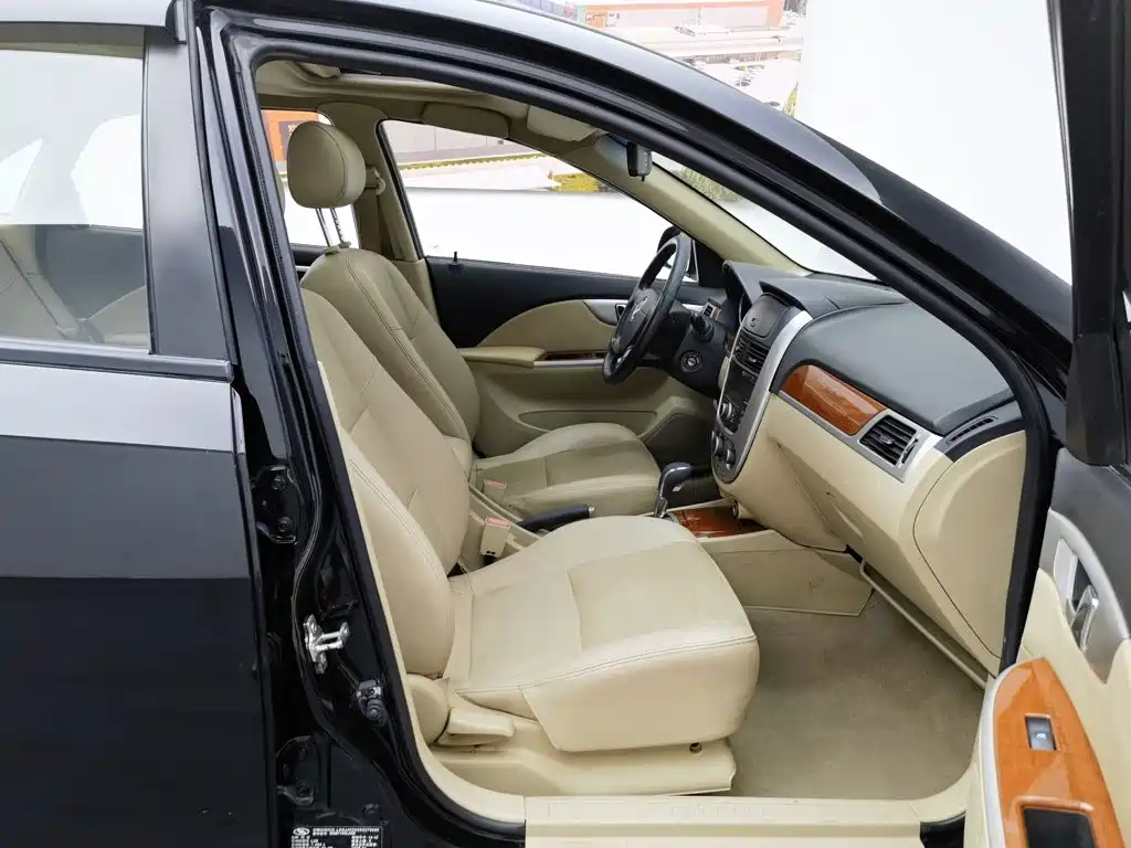 Buick Excelle 2015 — фото 23