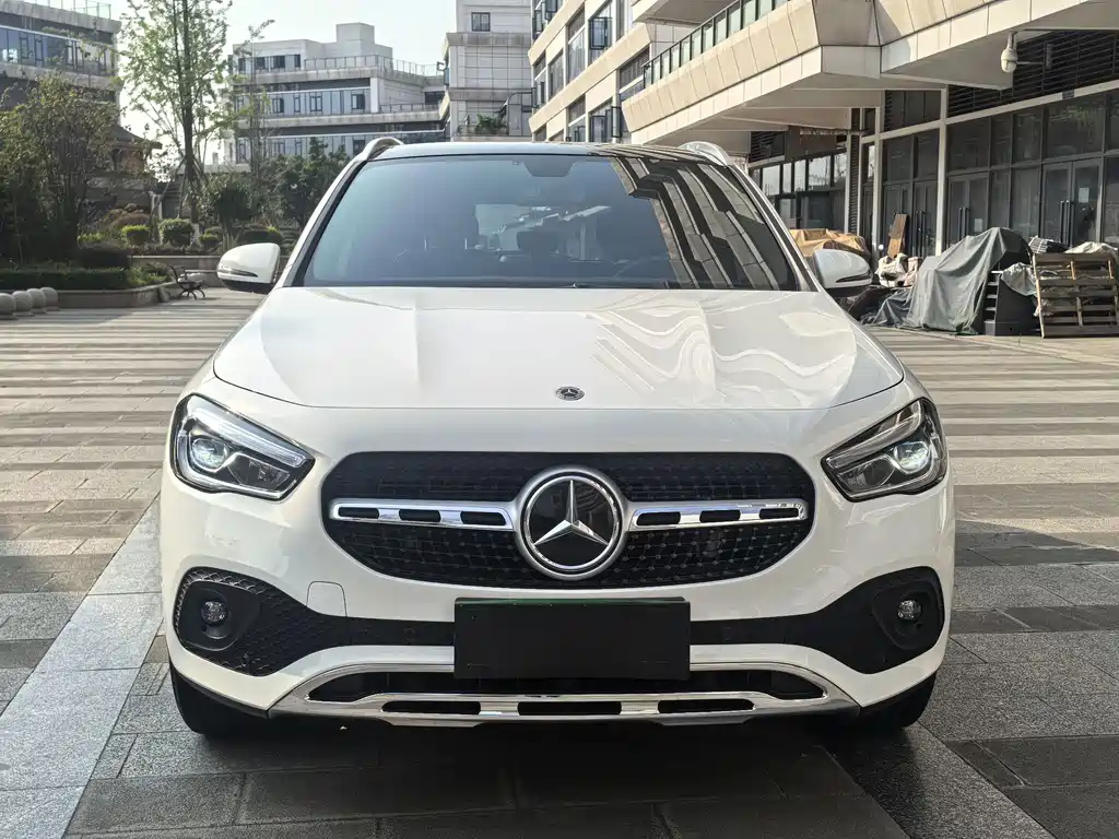 Mercedes-Benz GLA 2021 — фото 2