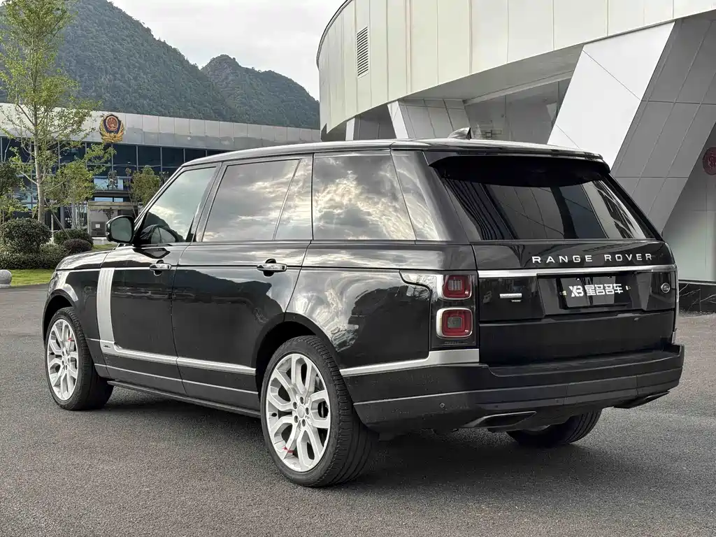 Land Rover Range Rover 2020 — фото 12