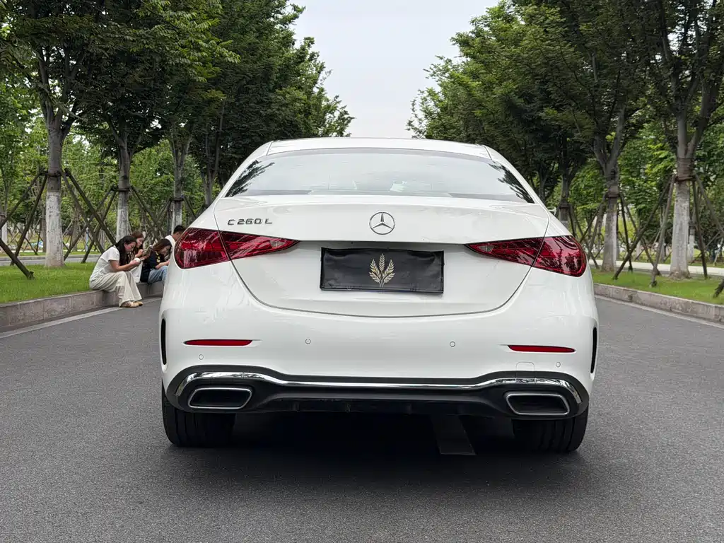 Mercedes-Benz C-Class 2025 — фото 14