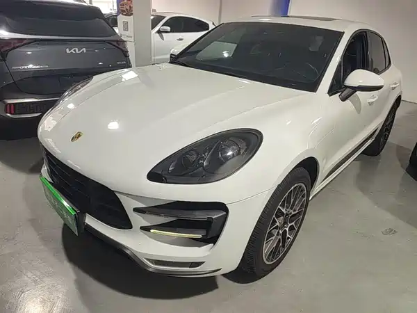 Porsche Macan 2014