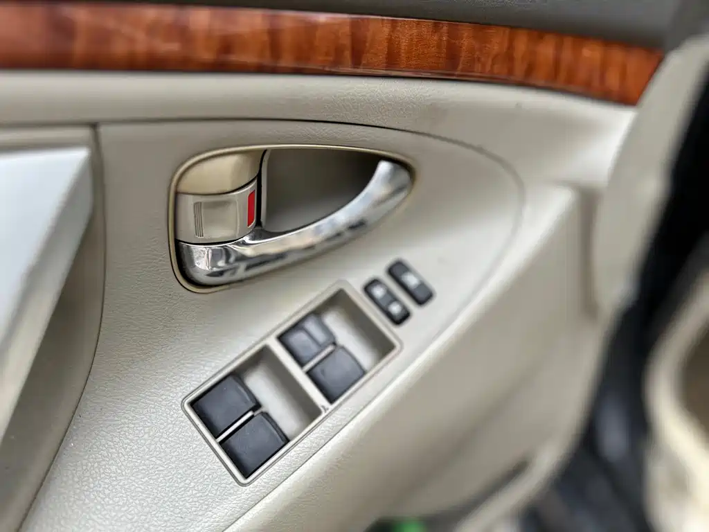 Toyota Camry 2007 — фото 11