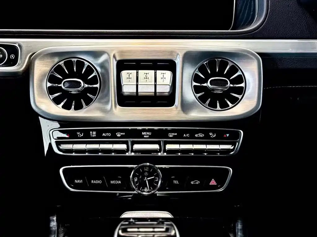 Mercedes-Benz G-Class 2023 — фото 6