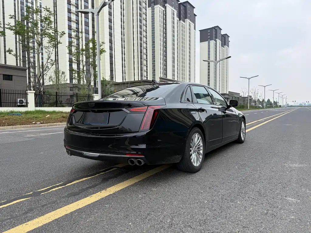 Cadillac CT6 2020 — фото 11