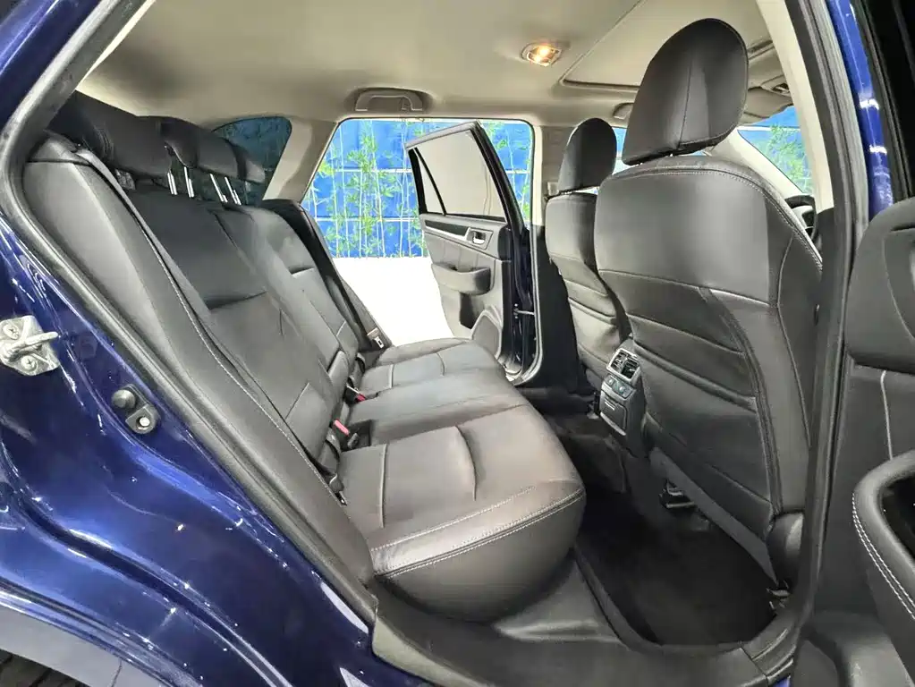 Subaru Outback 2016 — фото 11